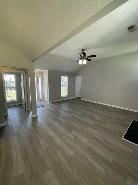 320 Preakness Dr, Lagrange, GA 30241 photo 6