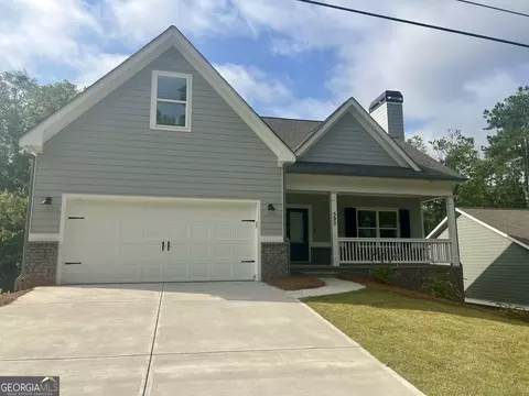 390 Sunset Dr, Statham, GA 30666