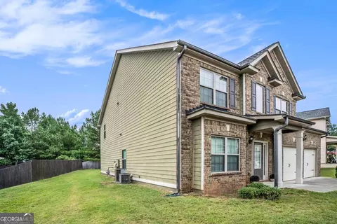 712 Flag St, Canton, GA 30114