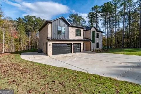 2861 Tree Top Rd, Dacula, GA 30019 photo 3