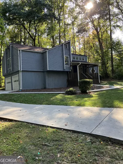 409 Creekside Ln, Woodstock, GA 30188
