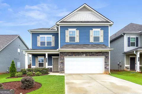 2420 Hastings Manor Ln, Hampton, GA 30228