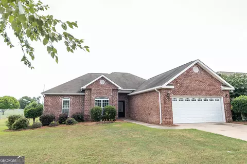 204 Faybrook Dr, Byron, GA 31008