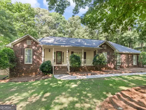 1020 Lake Forest Ln, Mcdonough, GA 30253