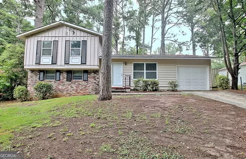 862 Alpine Way, Forest Park, GA 30297