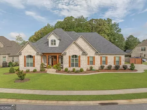 301 Pine Trace Ln, Kathleen, GA 31047