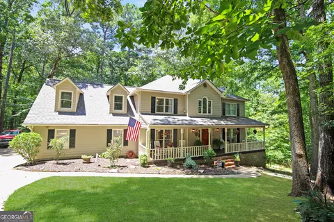 105 Lakeshore Way, Lagrange, GA 30240