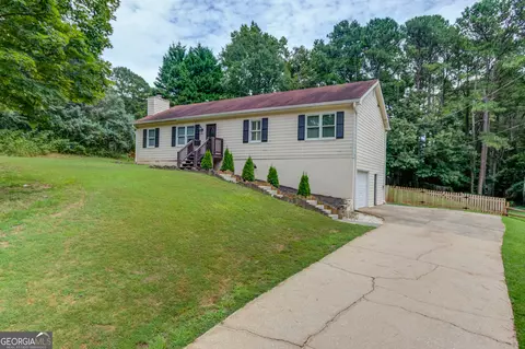 1016 Hillside Dr, Grayson, GA 30017