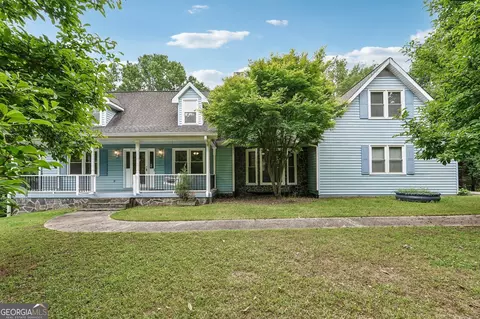 330 Laurelwood Dr, Tyrone, GA 30290