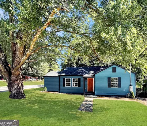 2097 Ben Hill Rd, East Point, GA 30344