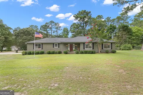 209 Lee Dr, Statesboro, GA 30461