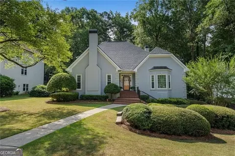 577 Trailwood Ln SW, Marietta, GA 30064