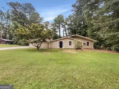 4080 Russian River Dr, College Park, GA 30349
