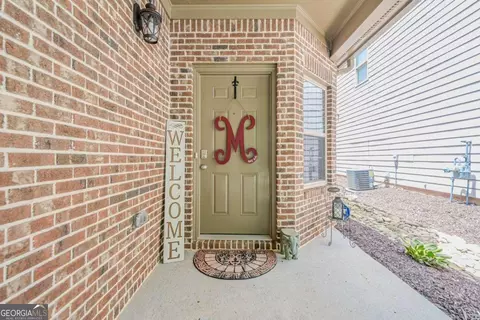 202 Oakleaf Dr, Acworth, GA 30102 photo 3