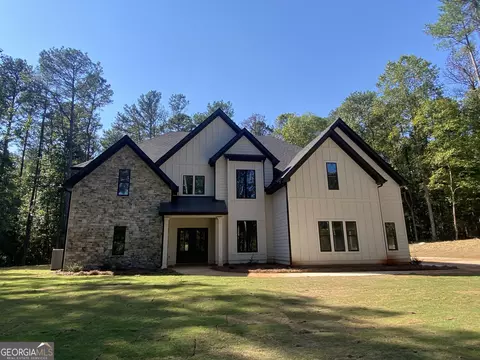 1825 Star Point Rd, Carrollton, GA 30116