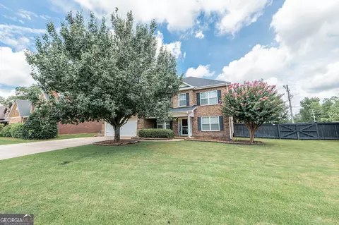618 Cheshire Dr, Warner Robins, GA 31088