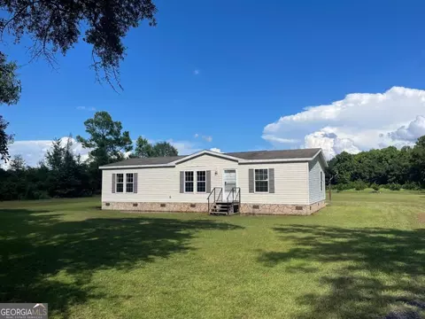 5534 Beards Bluff Rd, Odum, GA 31555