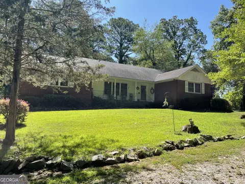 5590 Feldwood Rd, College Park, GA 30349