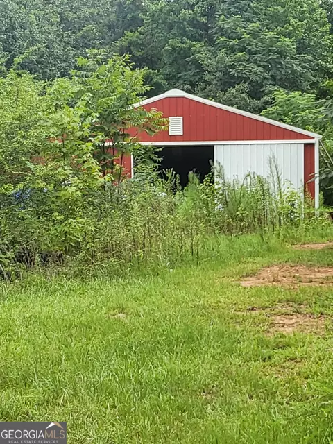 141 Dani Rd, Barnesville, GA 30204 photo 3