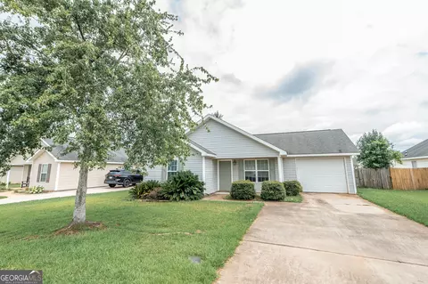 118 Coronation Dr, Bonaire, GA 31005