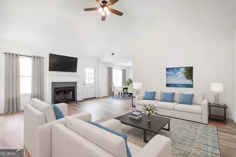 320 Sleepy Ln, Warner Robins, GA 31088