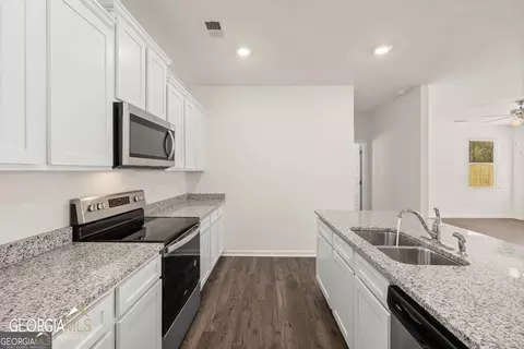 12008 Conrad Cir #92, Hampton, GA 30228 photo 10