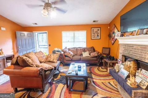 155 Mcgiboney Pl, Covington, GA 30016 photo 9