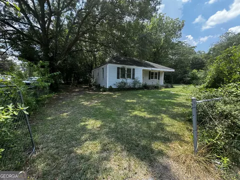 Exterior - 401 S 3rd St, Warner Robins, GA 31088 photo 22 of 24