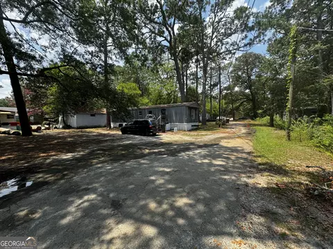 Exterior - 401 S 3rd St, Warner Robins, GA 31088 photo 13 of 24