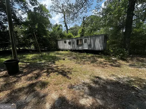 Exterior - 401 S 3rd St, Warner Robins, GA 31088 photo 6 of 24