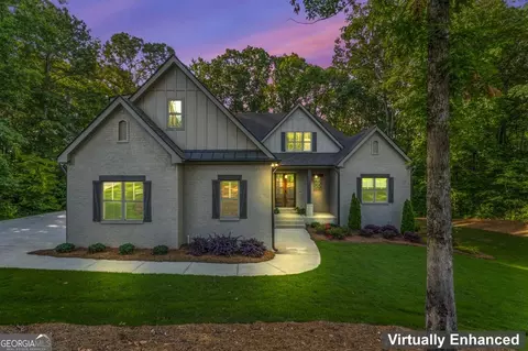 116 Freedom Dr, Forsyth, GA 31029