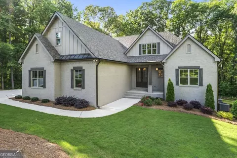 116 Freedom Dr, Forsyth, GA 31029 photo 2