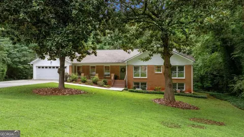 2597 Lucky Valley Dr, Tucker, GA 30084