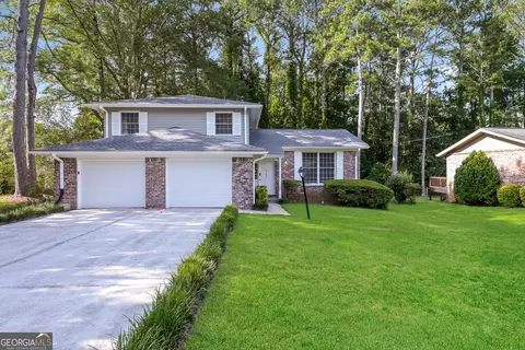 2541 Bull Run Dr, Decatur, GA 30034