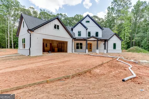 126 Elmwood Rd, Hoschton, GA 30548