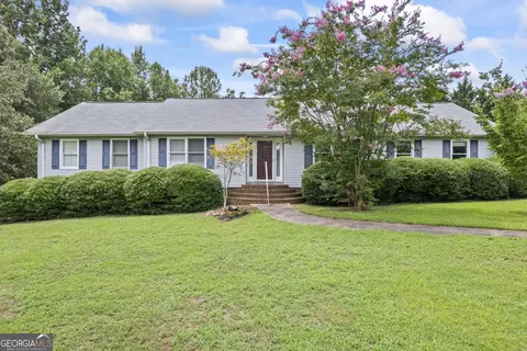 18 Ridgewood Dr, Hartwell, GA 30643