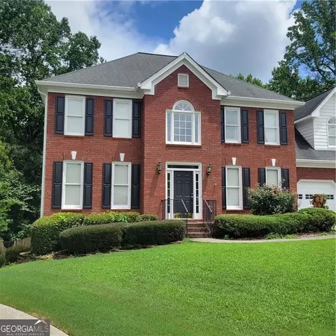 1821 Lone Oak Ct, Lawrenceville, GA 30043
