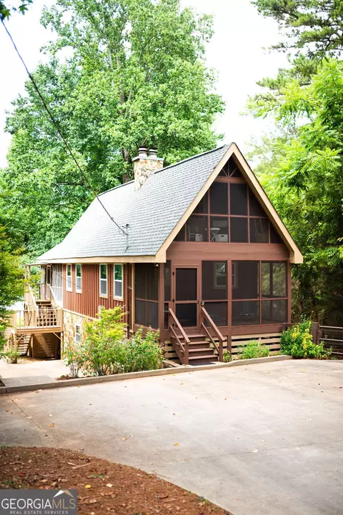 576 Normandy Trl, Lavonia, GA 30553