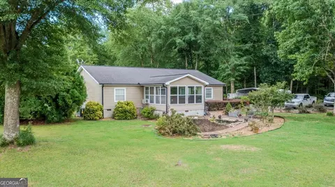 592 Portland Rd, Aragon, GA 30104