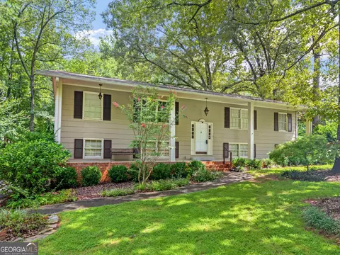 130 Hickory Dr, Stockbridge, GA 30281
