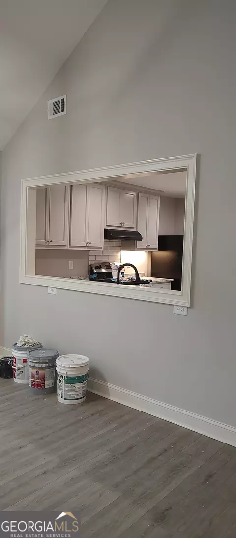 Kitchen - 13 Brown St, Barnesville, GA 30204 photo 2 of 2