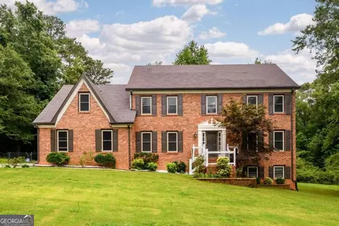 5047 Sumter Ln SW, Lilburn, GA 30047