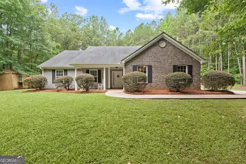 320 Sanders Davis Rd, Newnan, GA 30263