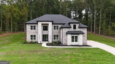 35 Mountain Crest Dr, Oxford, GA 30054