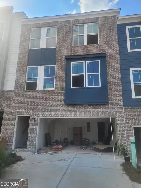 1467 Creekside Cir NW, Atlanta, GA 30318