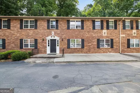3665 Chestnut Dr #C4, Doraville, GA 30340