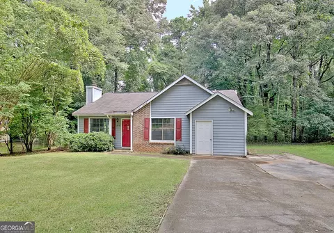 2916 Kevin Ln, Jonesboro, GA 30236