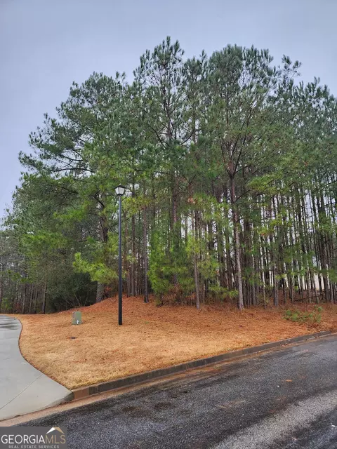 2557 Westchester Way SE, Conyers, GA 30013