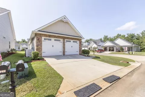 164 Turning Leaf Ln, Perry, GA 31069 photo 2
