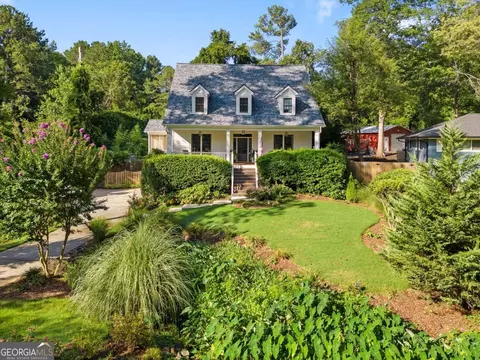 3710 Ashwood Dr SE, Smyrna, GA 30080